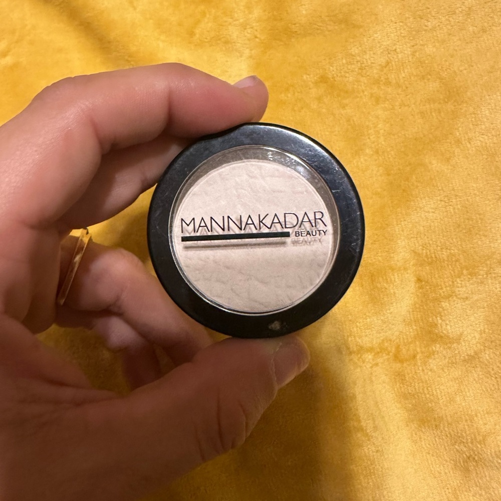 Mannakadar had perfecting powder